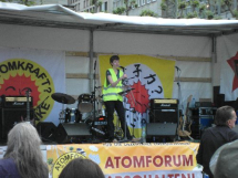 b_215_215_16777215_0_0_images_stories_akt12_0522atomforum_reden_atomforum_abschalten_stuttgart_22mai2012_004.jpg
